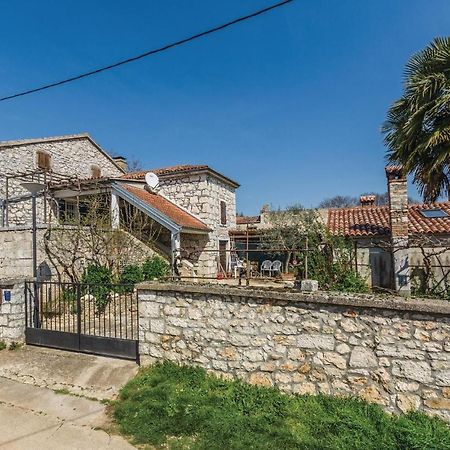 Cozy Apartment In Vrsar With Kitchen Dış mekan fotoğraf
